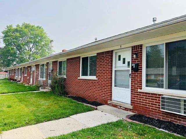 Looking for Roommate