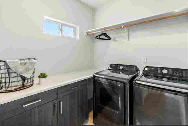 2 rooms for rent