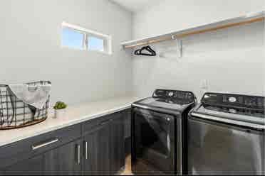 2 rooms for rent