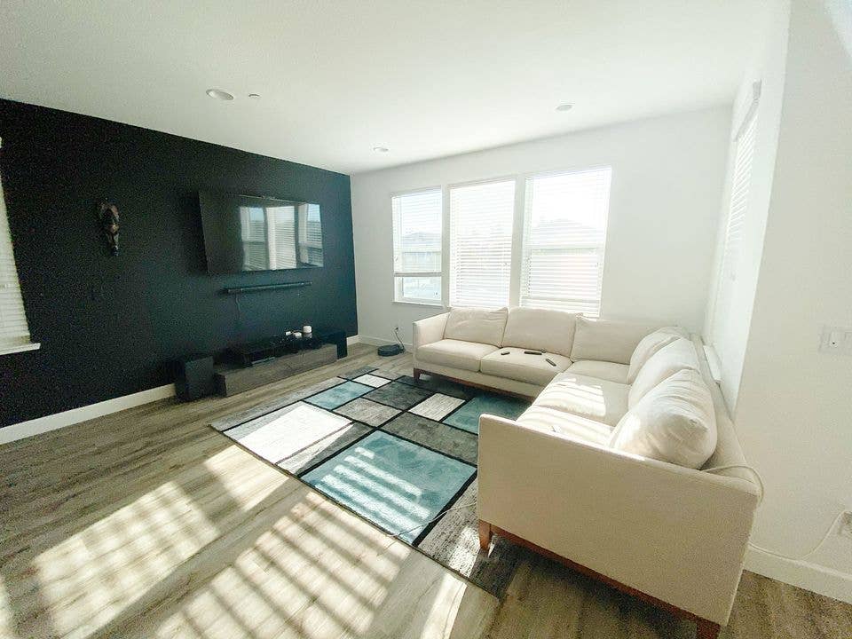 Private Room/Bath in House