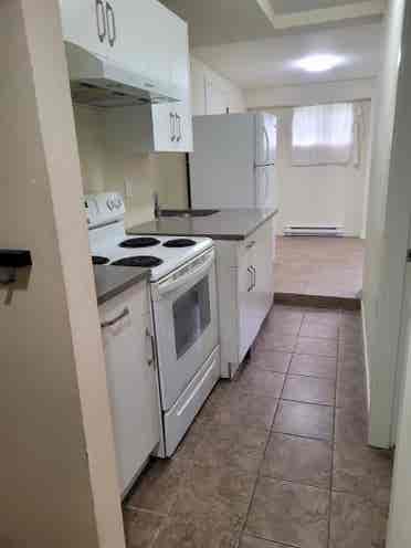 5 bedroom and  washroom
