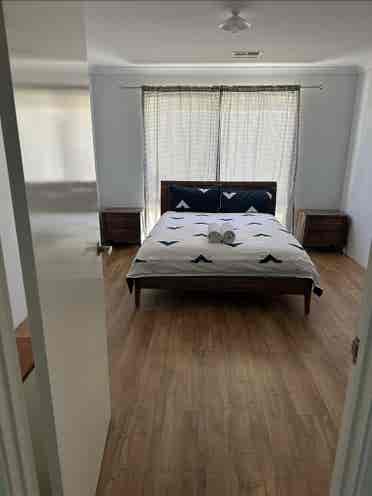 House share for backpackers
