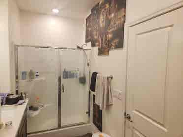 Shared Master bedroom up for rent