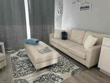 Cozy, Clean, Private Home in NOHO