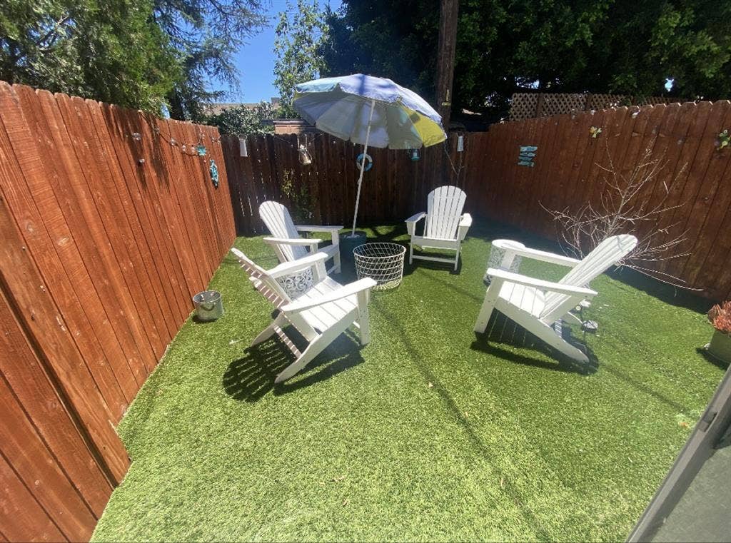 Cozy, Clean, Private Home in NOHO