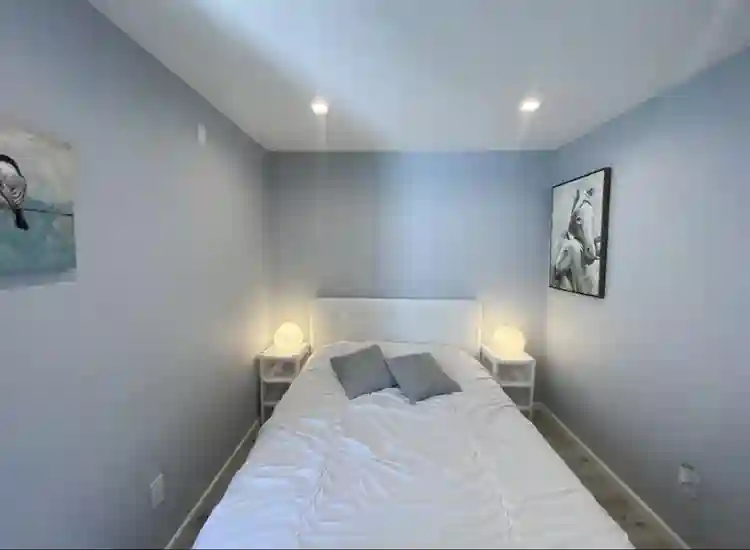 Cozy, Clean, Private Home in NOHO