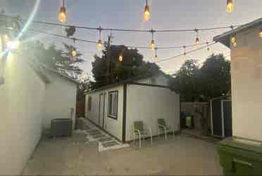 Cozy, Clean, Private Home in NOHO