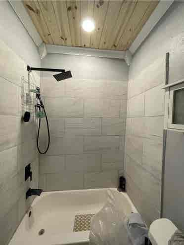 Room for rent near Deep Ellum.
