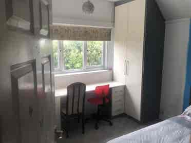 Room available to rent