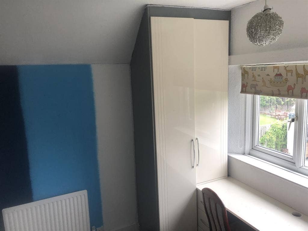 Room available to rent