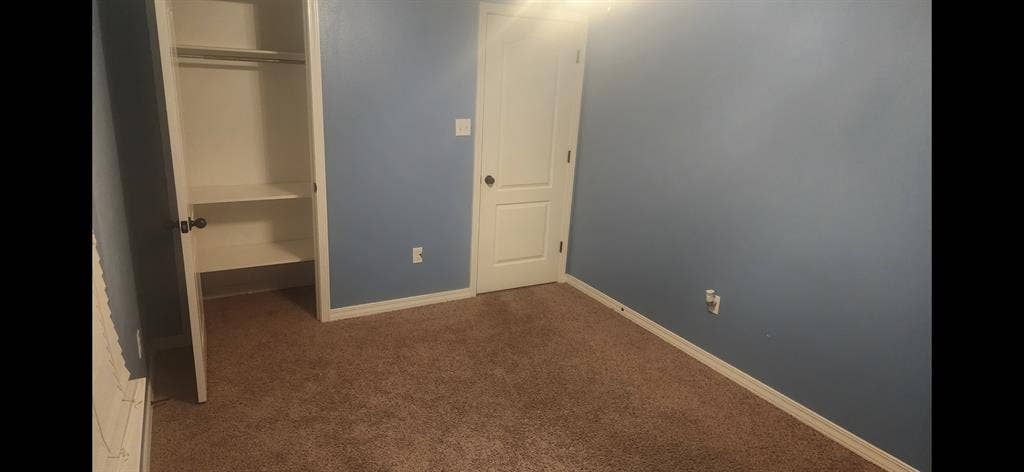 1bed/bathroom available