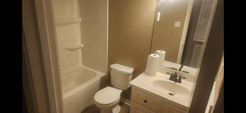 1bed/bathroom available