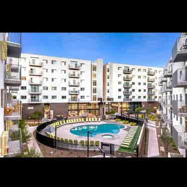 LEASE  APARTMENTS