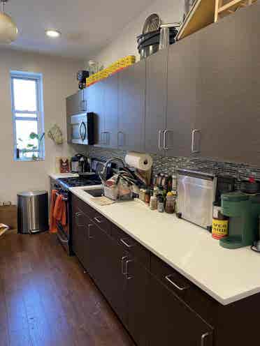 Looking for roommate  Bedstuy