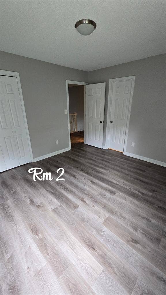 2 Unfurnished rooms for rent