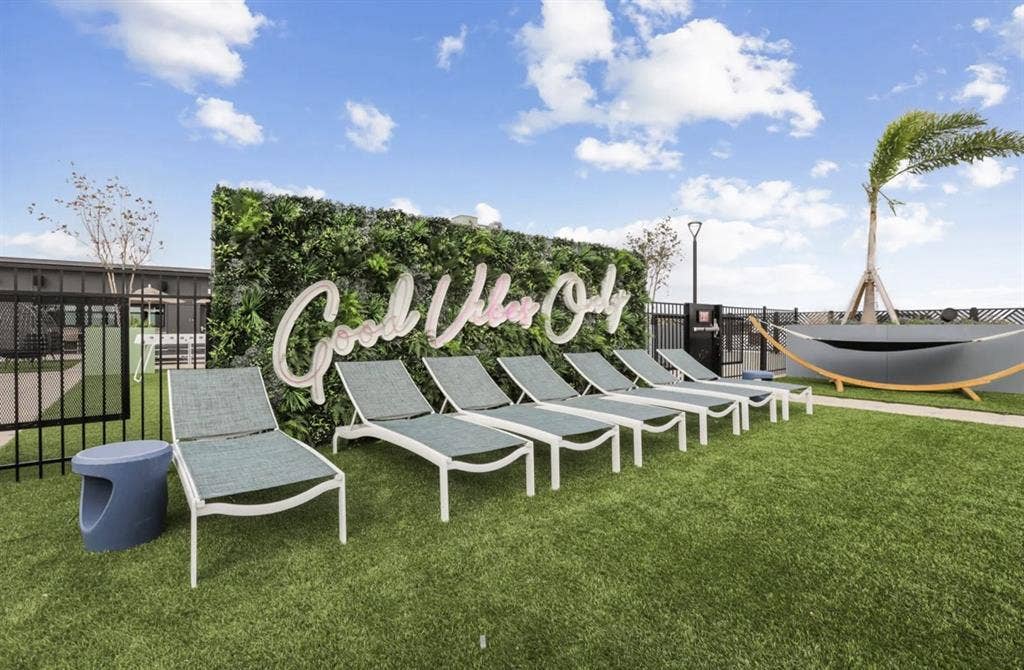Summer Sublease
