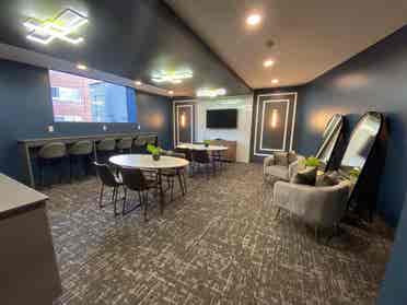 Studio apartment for lease transfer