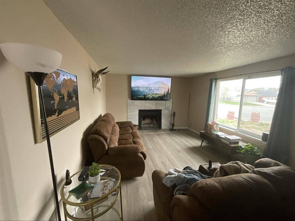 $ room for rent