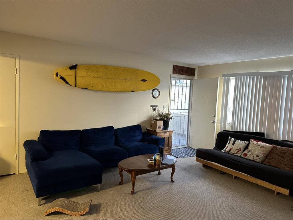 Looking for a roommate in North Par