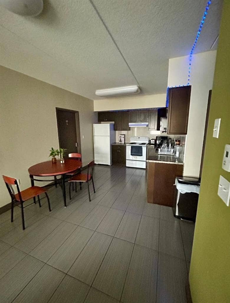Bathroom Apartment Sublet