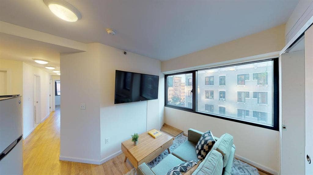 1 BR in New York