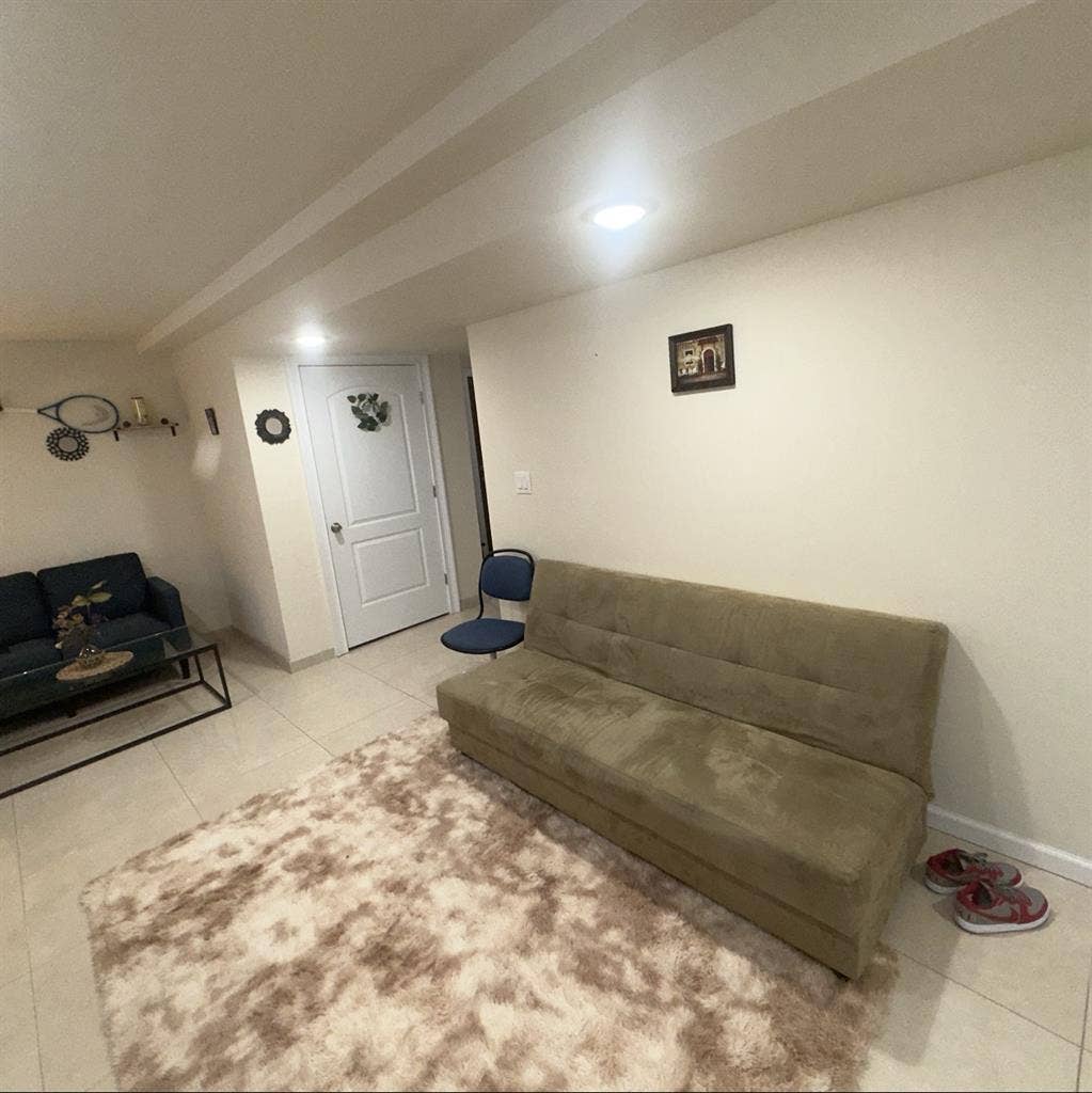 2 bedroom