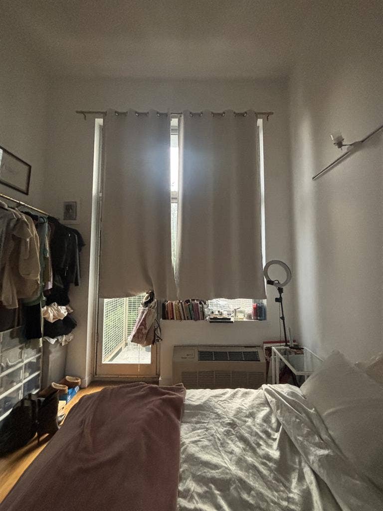 Room Available in Loft Apartment