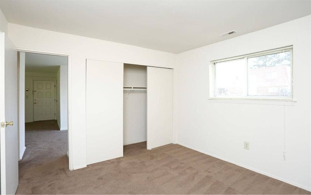 Claridge court