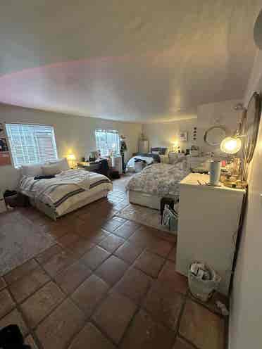 Looking for a fall sublease!