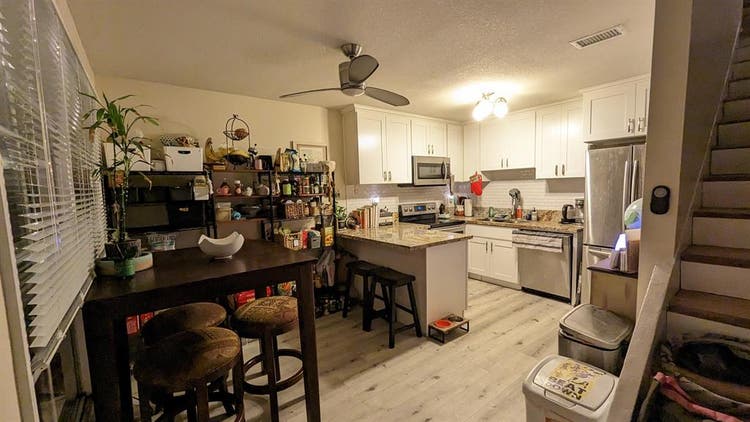 Large upstairs Room for rent