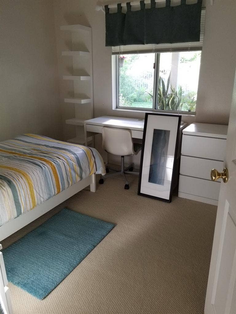Room for rent
