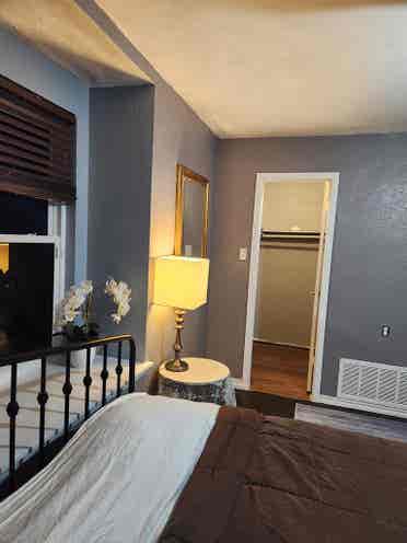 2 bedrooms share bathroom upstairs.