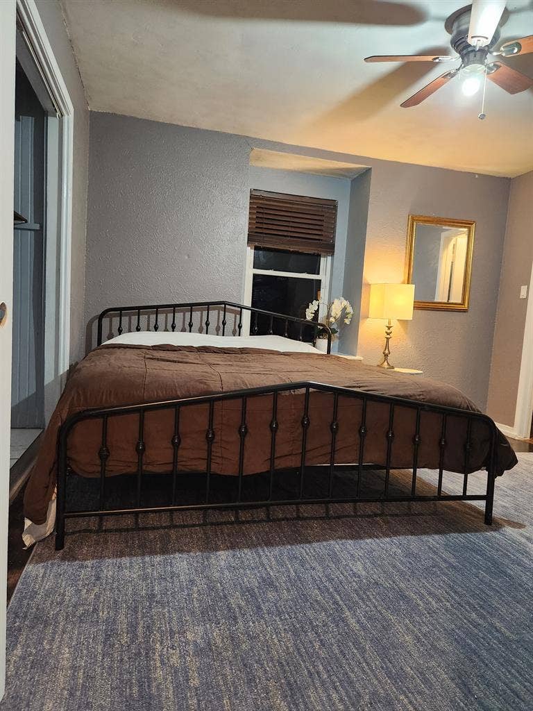 2 bedrooms share bathroom upstairs.