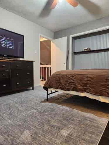 2 bedrooms share bathroom upstairs.