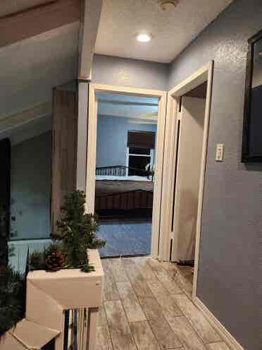 2 bedrooms share bathroom upstairs.