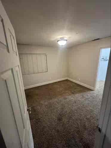 LARGE ROOM FOR RENT IN EASTVALE!