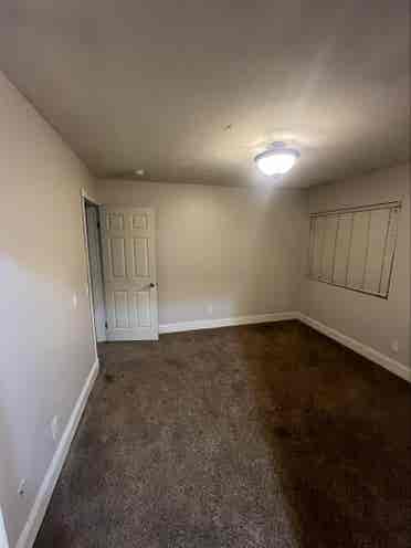LARGE ROOM FOR RENT IN EASTVALE!
