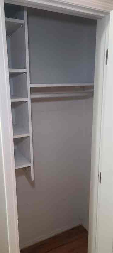 Spacious apartment with utilities