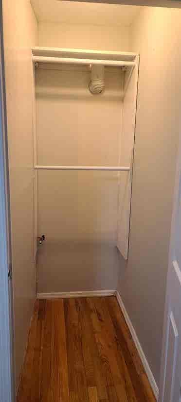 Spacious apartment with utilities