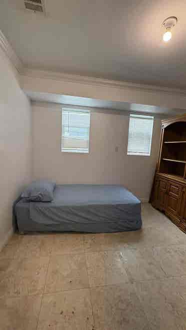 Furnished room