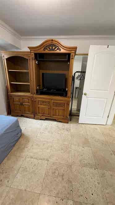 Furnished room