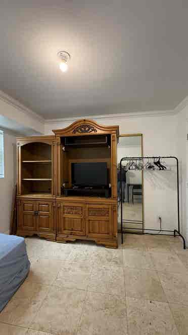 Furnished room