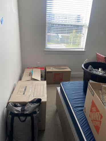 Looking to Relet My Apartment.