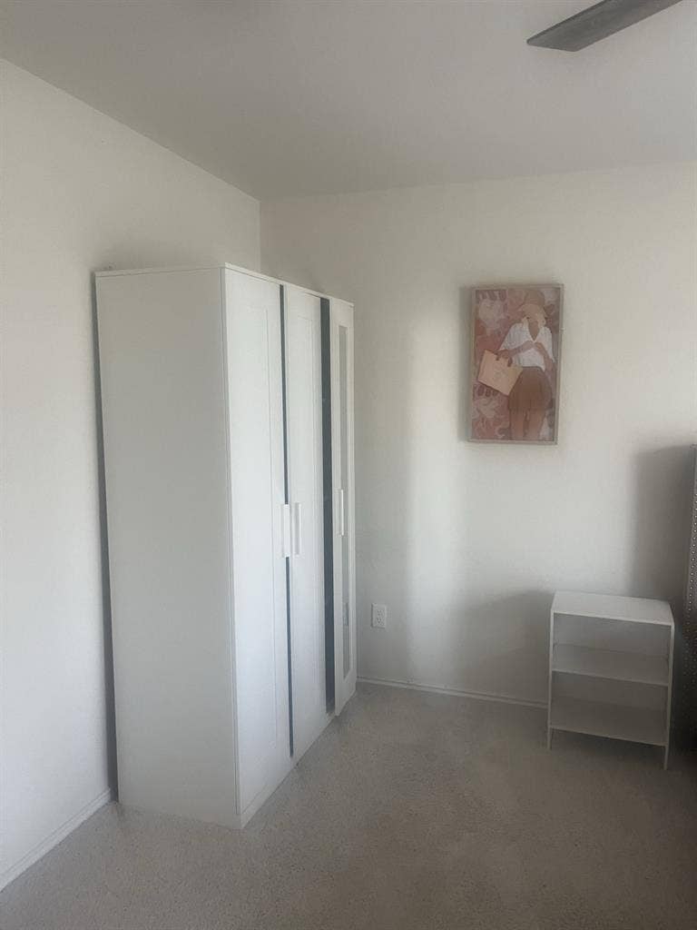Female only house seeking a roomate