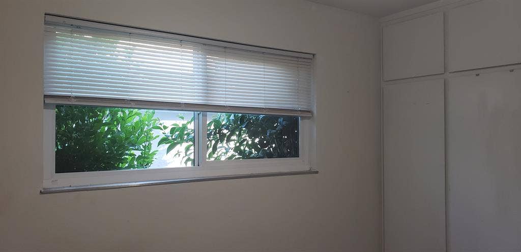 1 BR in a nice house/neighborhood