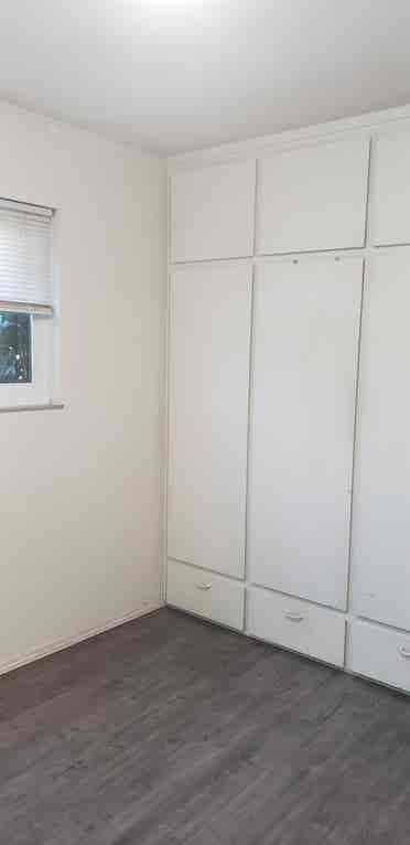 1 BR in a nice house/neighborhood