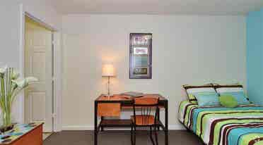 Private bed/bathroom sublease 
