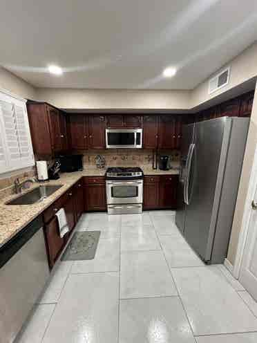 2 bedrooms for rent available