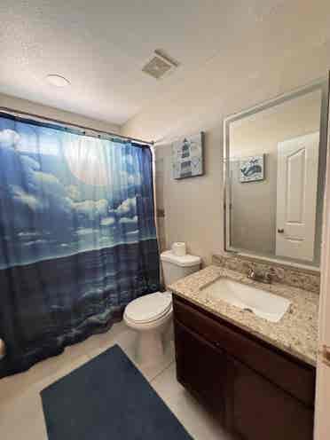 2 bedrooms for rent available
