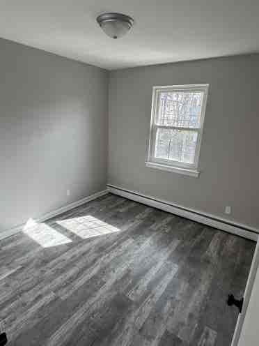Spacious rooms for rent